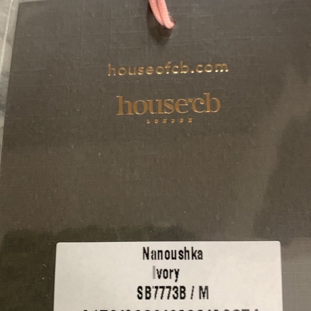 HOUSE OF CB NANSHUKA GOWN - Picture 4 of 9